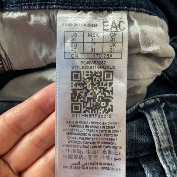 Guess Boys Jeans Size 31 - Picture 8 of 9